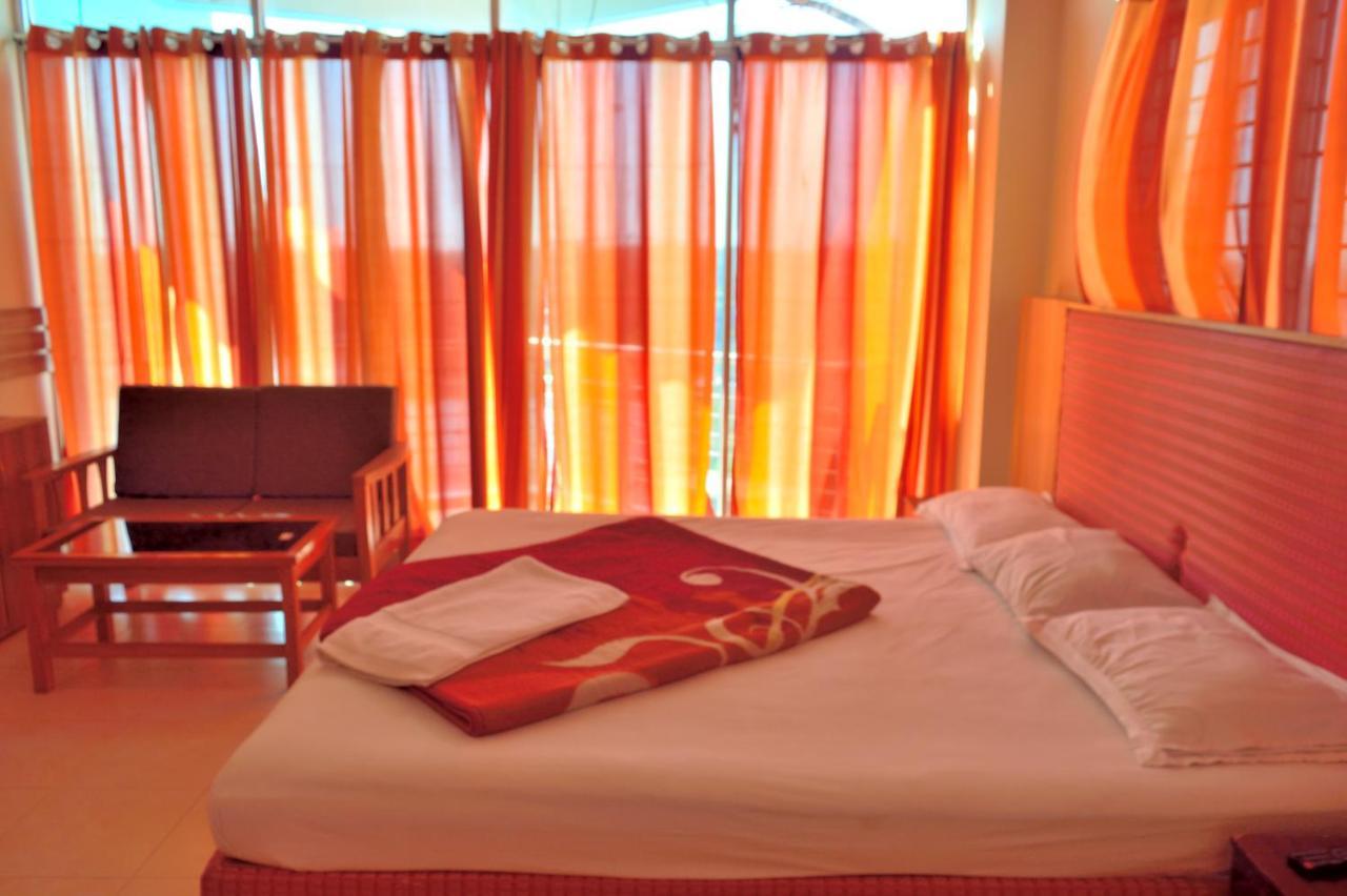 Hotel White Beach Cox's Bazar Extérieur photo